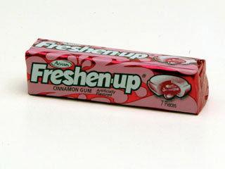 Freshen-Up Cinnamon Gum - CandyFavorites