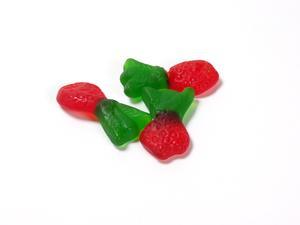 Gummi Strawberries - CandyFavorites