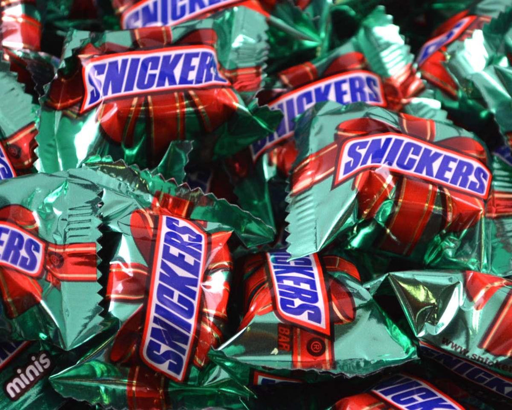 Snickers Christmas Miniatures - CandyFavorites