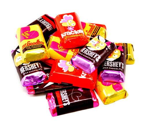 Valentines Hershey's Miniatures - CandyFavorites